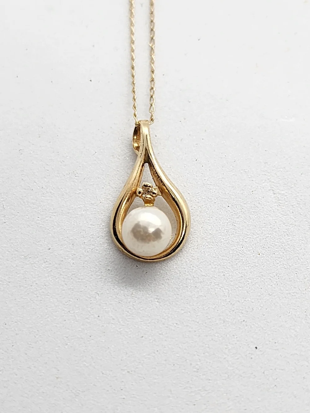 Vintage ATL 14K Yellow Gold Cultured Pearl Diamond Teardrop Pendant & Earrings